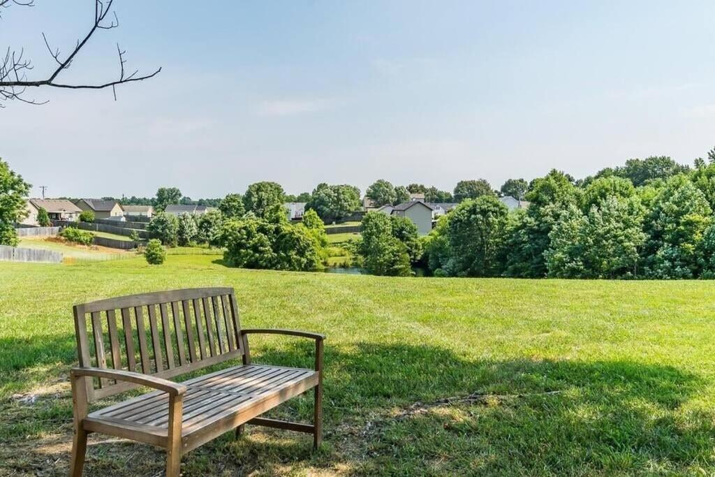 The Residence At Hilltop Acres - Clarksville, Tn Dış mekan fotoğraf